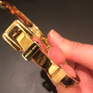 Michael Kors tortoise buckle bracelet